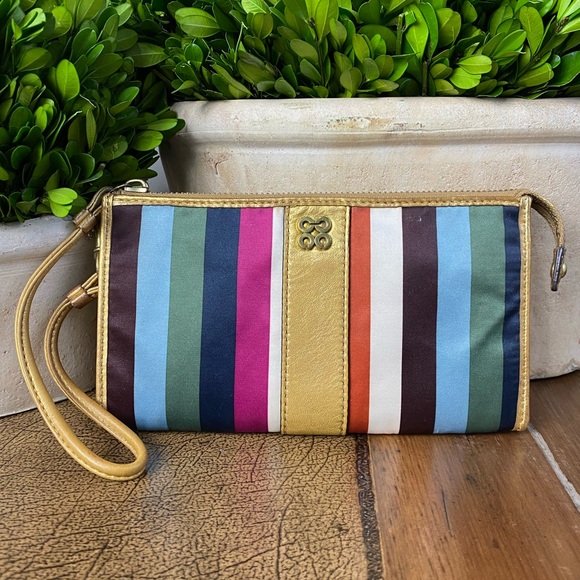 Coach Legacy Julia Wallet Clutch Wristlet - Picture 8 of 9